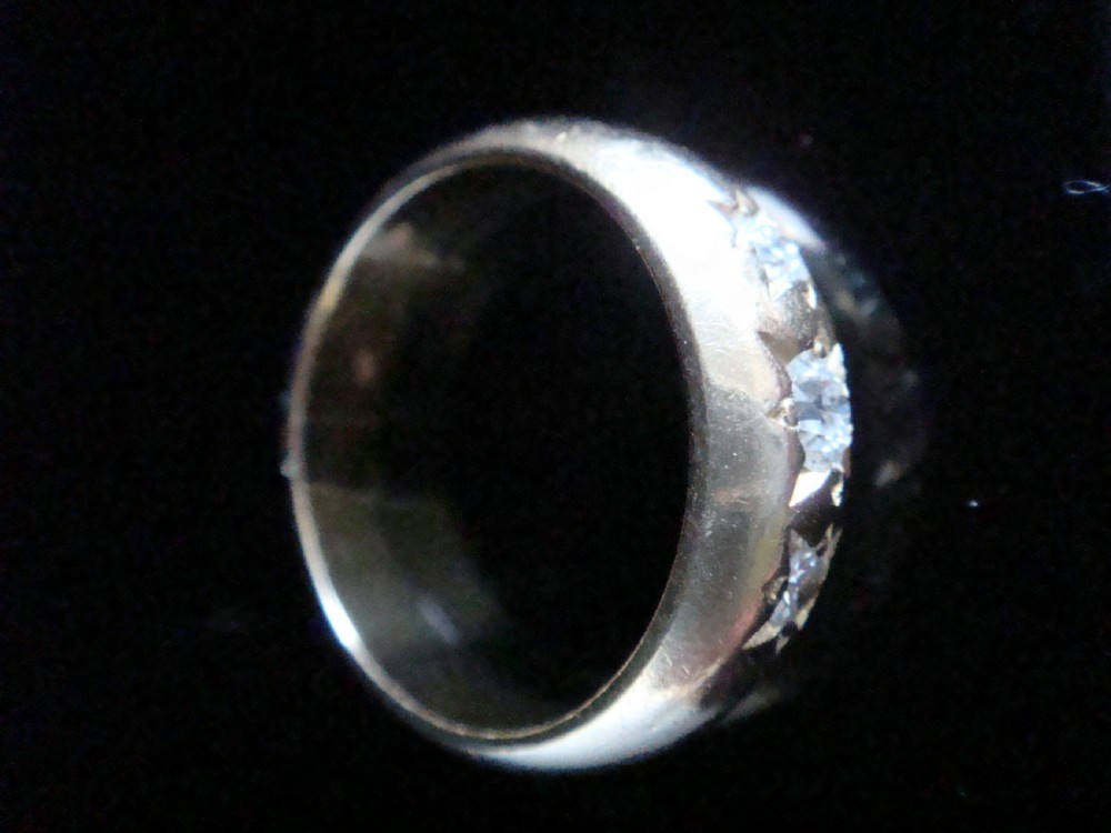 VICTORIAN 18CT ORNATE YELLOW GOLD BAND OLD CUT DIAMOND STAR GYPSY BAND View II
