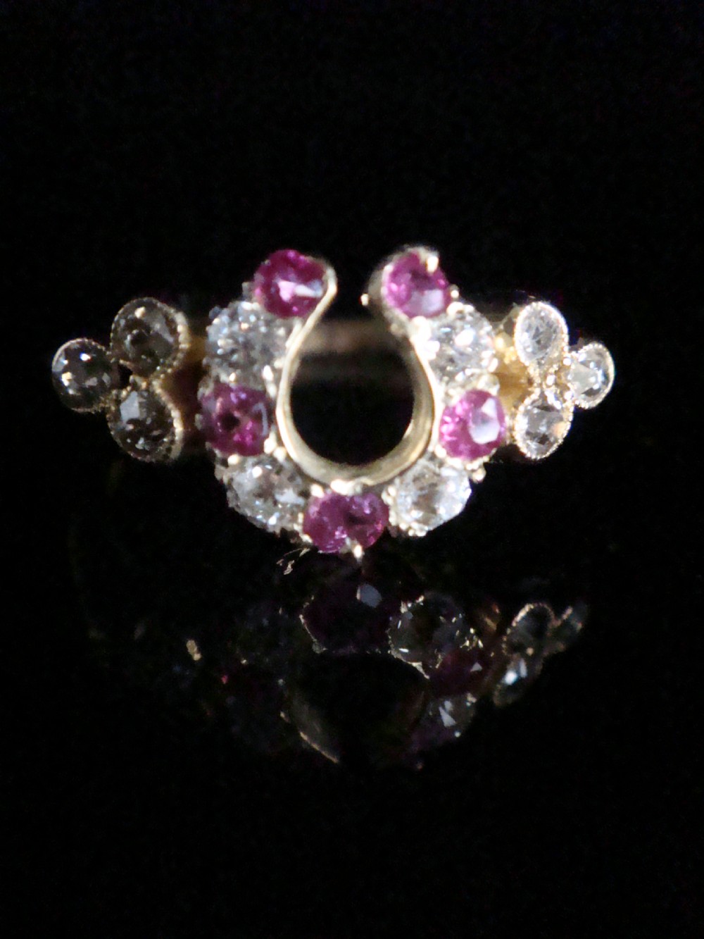 EDWARDIAN 18k 18CT YELLOW GOLD RUBY DIAMOND HORSESHOE RING