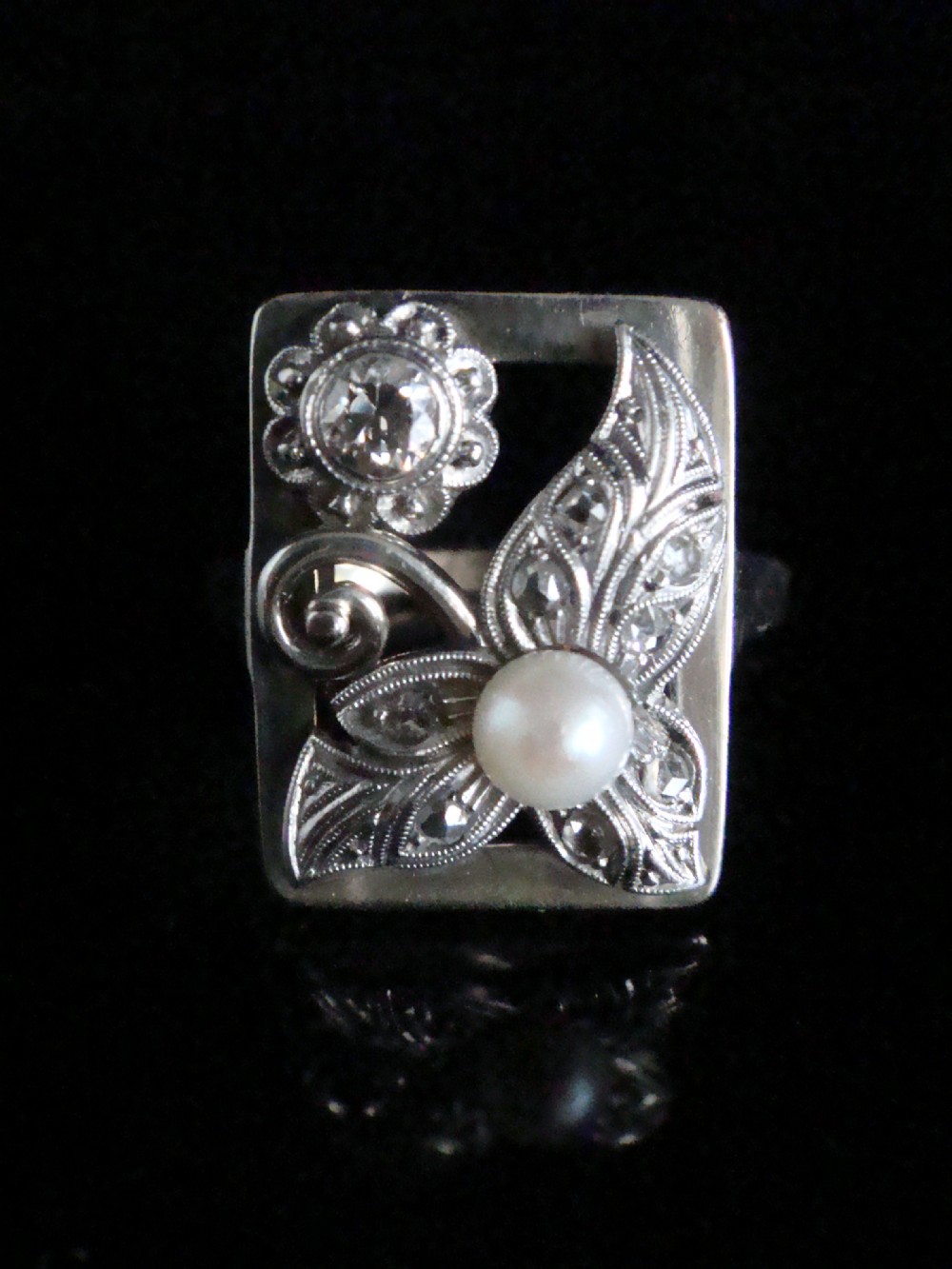 ART NOUVEAU 14CT WHITE & ROSE GOLD PEARL ORNATE ROSE CUT DIAMOND RING