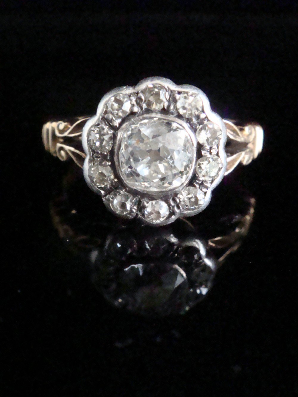 Victorian 18ct old cut diamond cluster 1.05ct centre 0.75ct