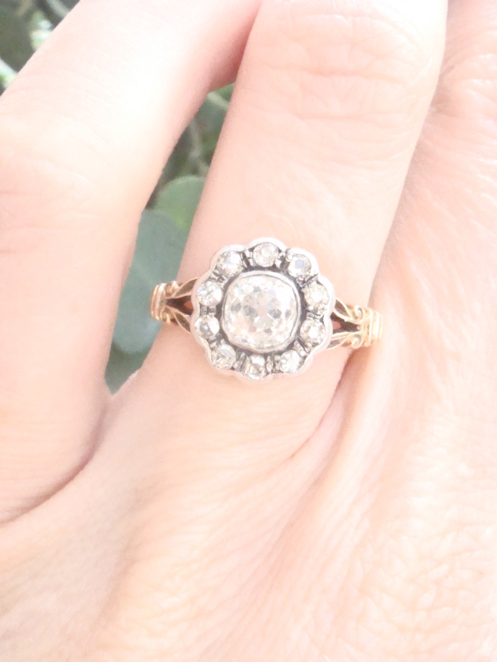 Victorian 18ct old cut diamond cluster 1.05ct centre 0.75ct View VI