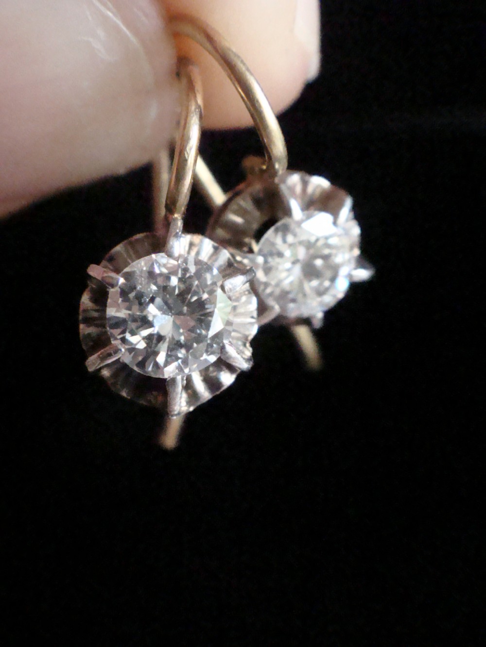 ORIGINAL EDWARDIAN 18CT OLD BRILLIANT CUT DIAMOND DROP SOLITAIRE 0.60CT EARRINGS View VI