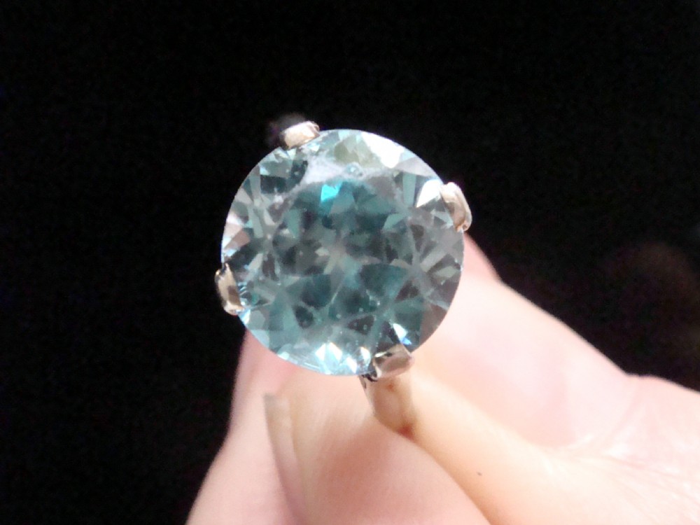 EDWARDIAN 9CT WHITE GOLD NATURAL BLUE ZIRCON SOLITAIRE 4CT  RING View V
