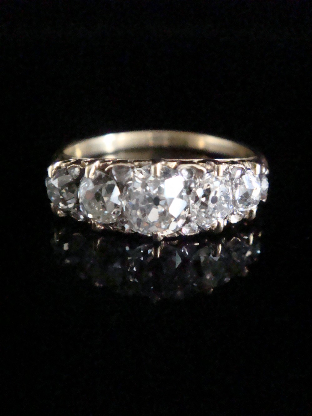 Victorian 18ct yellow gold old cut diamond 1.55ct 5 stone ring
