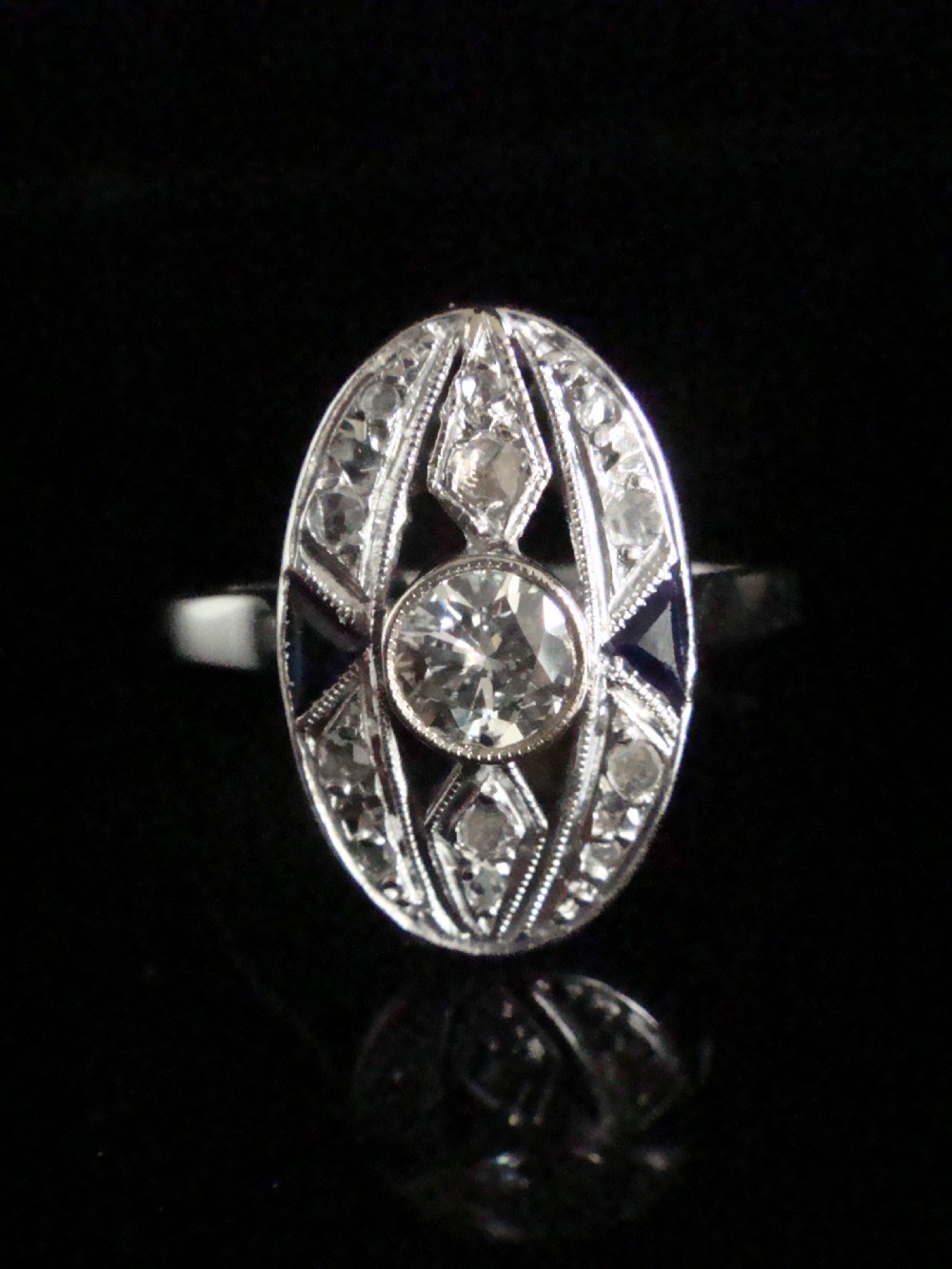 ANTIQUE ART DECO 1920S 18K 18CT SAPPHIRE AND DIAMOND PAVE SET RING