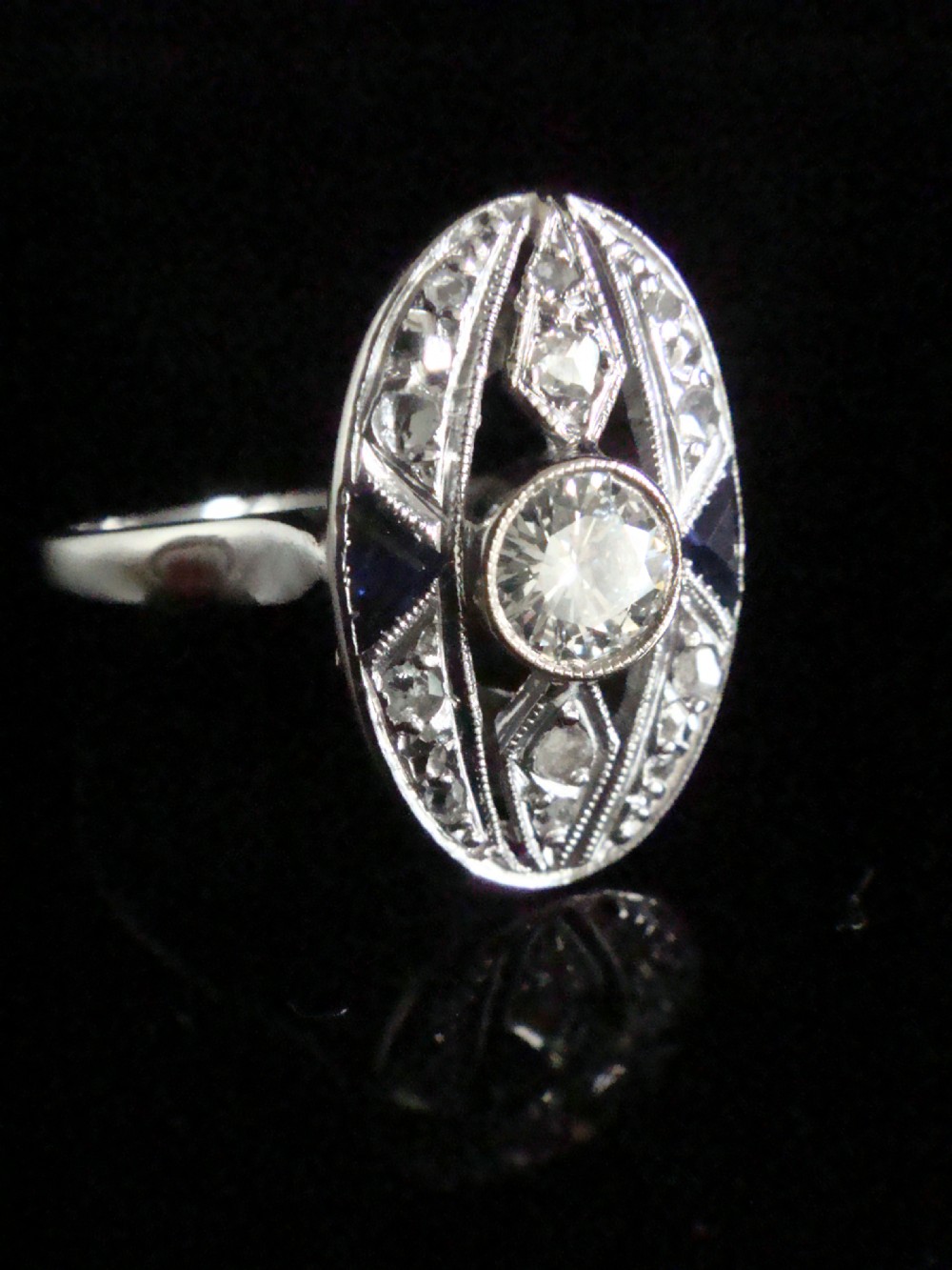 ANTIQUE ART DECO 1920S 18K 18CT SAPPHIRE AND DIAMOND PAVE SET RING View V