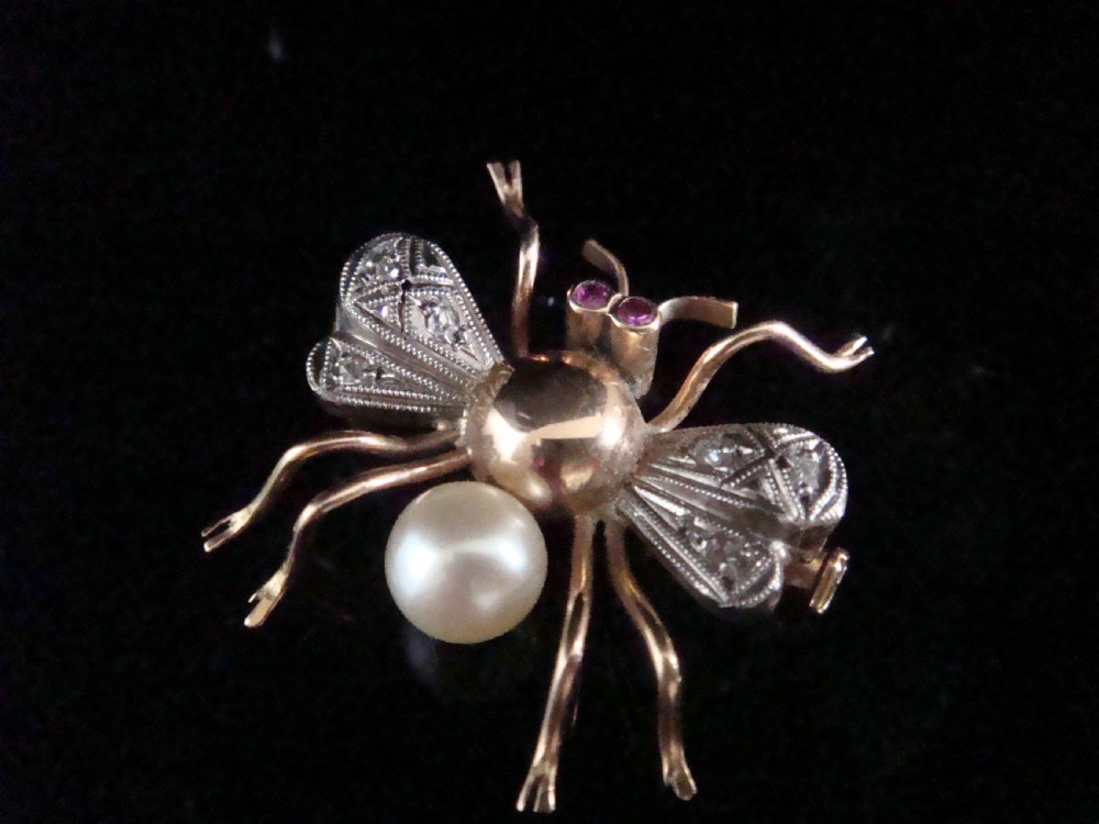 EDWARDIAN 18CT ROSE CUT DIAMOND RUBY PEARL BEE BROOCH View II