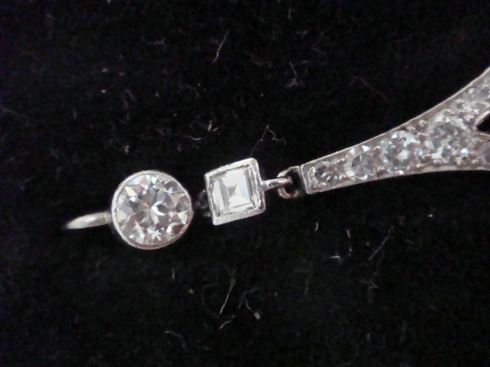 ART DECO PLATINUM NIGHT AND DAY BAROQUE PEARL (NATURAL?) DIAMOND DROP EARRINGS View V