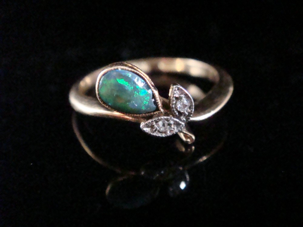 Edwardian 18ct 18k yellow gold platinum black opal and diamond flower ring