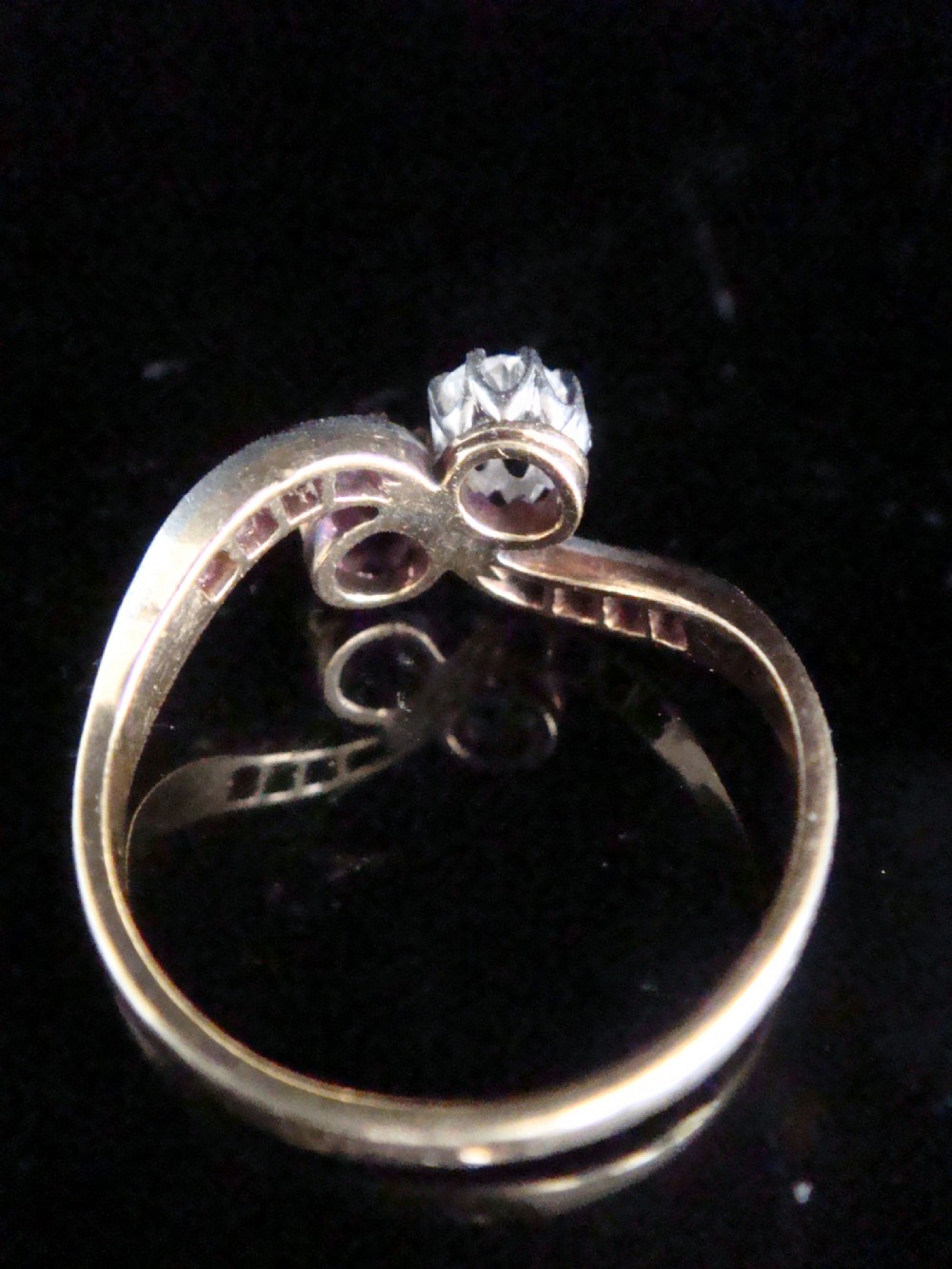 FRENCH EDWARDIAN 18CT YELLOW GOLD SAPPHIRE OLD CUT DIAMOND TOI ET MOI RING View VI