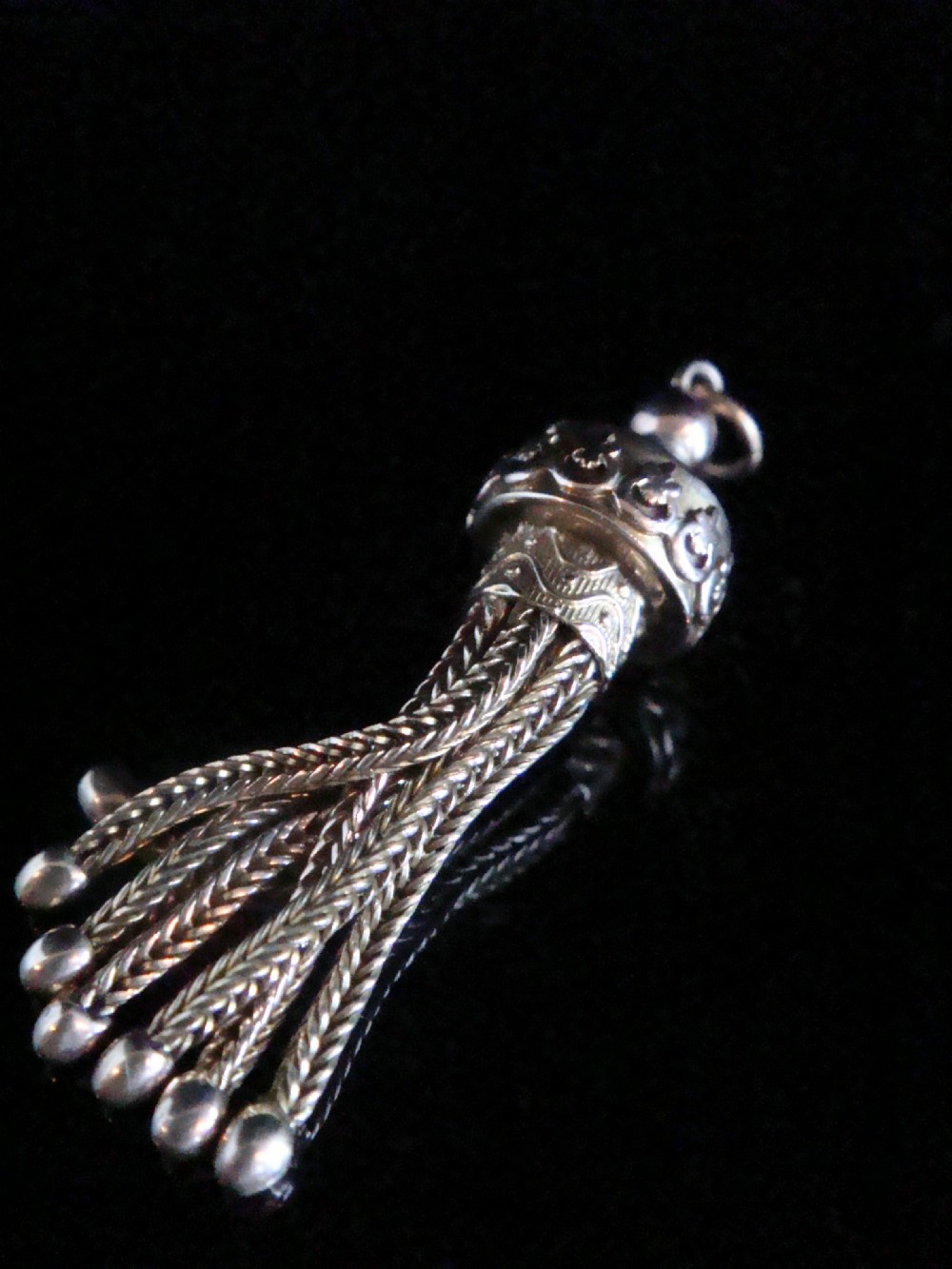 Original Victorian 15ct yellow gold tassel pendant 3.5g