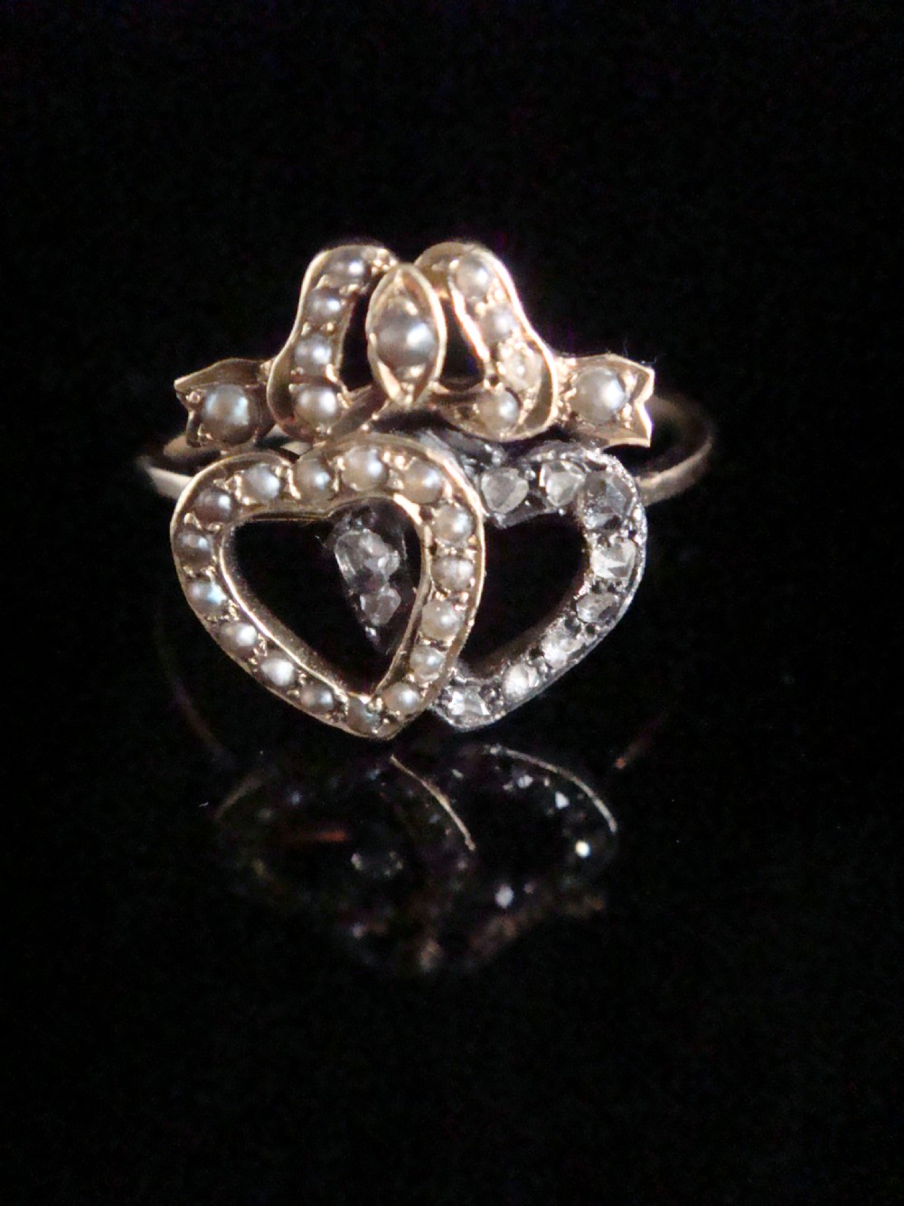 Victorian 18ct yellow gold rose cut diamond pearl double heart sweetheart ring