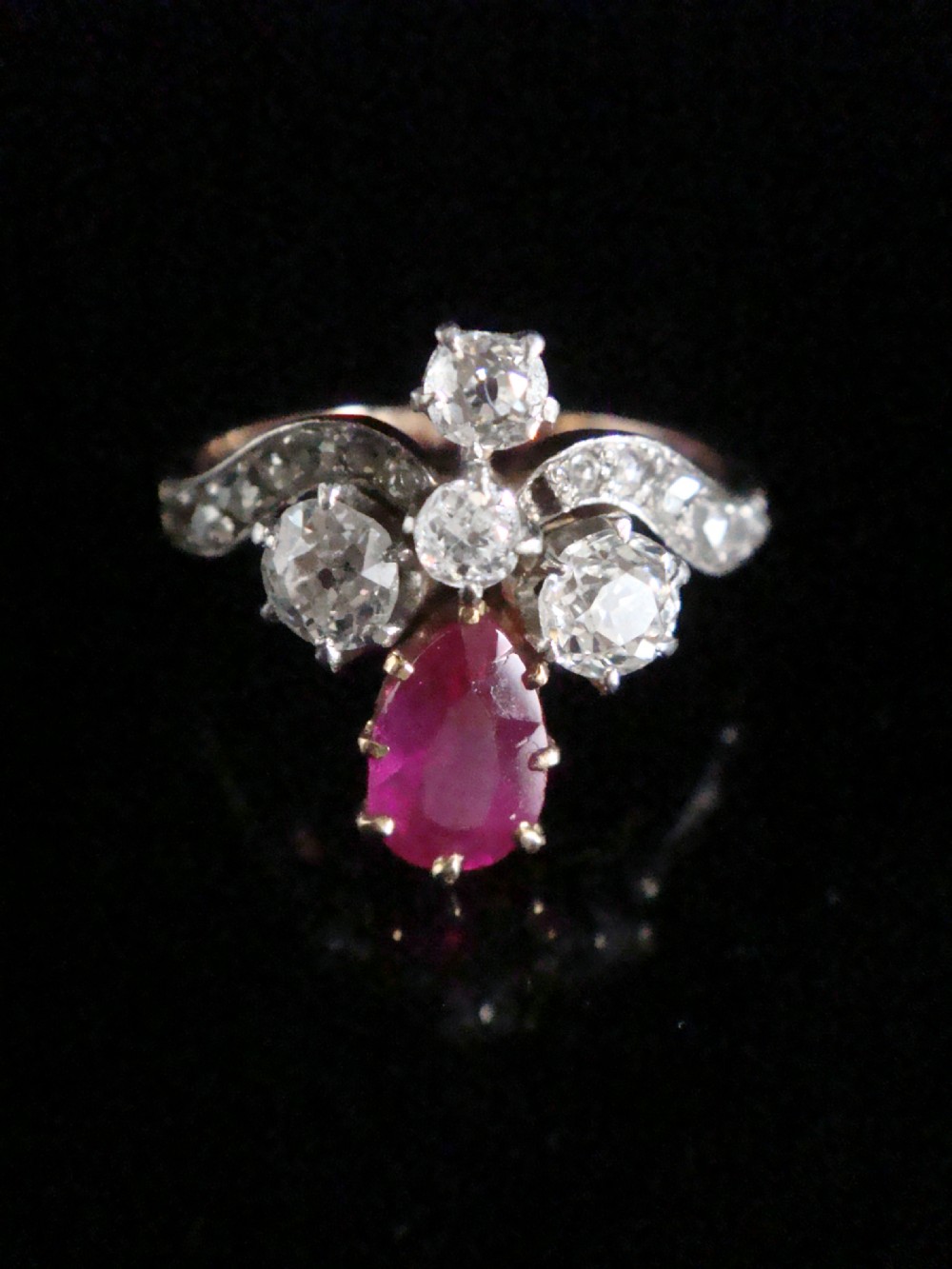FRENCH EDWARDIAN 18CT YELLOW GOLD NATURAL RUBY OLD CUT DIAMOND TIARA RING View IV