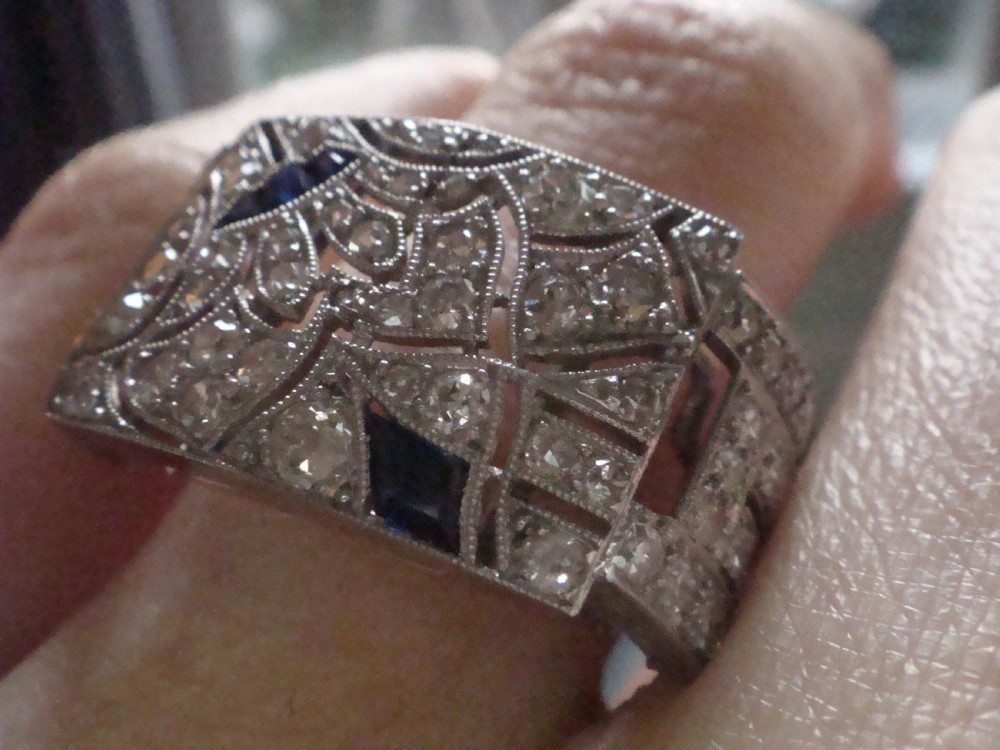 Art Deco 1920s 18ct 18k platinum natural sapphire diamond commissioned pave ring View VIII