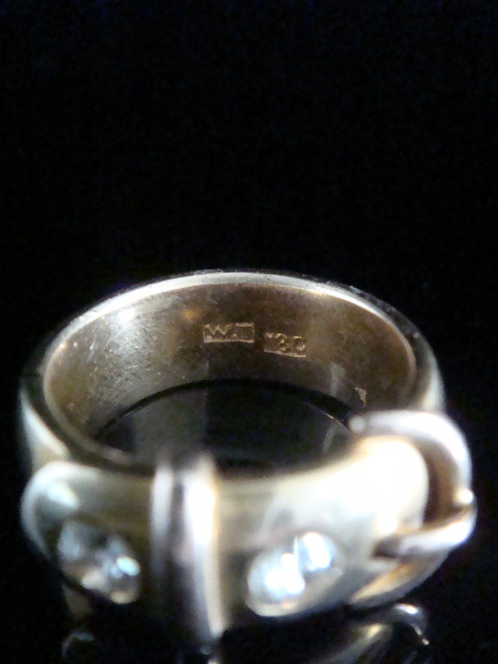 HEAVY VICTORIAN 18CT YELLOW GOLD BUCKLE BAND OLD CUT DIAMOND 0.60CT RING 13.1G View III