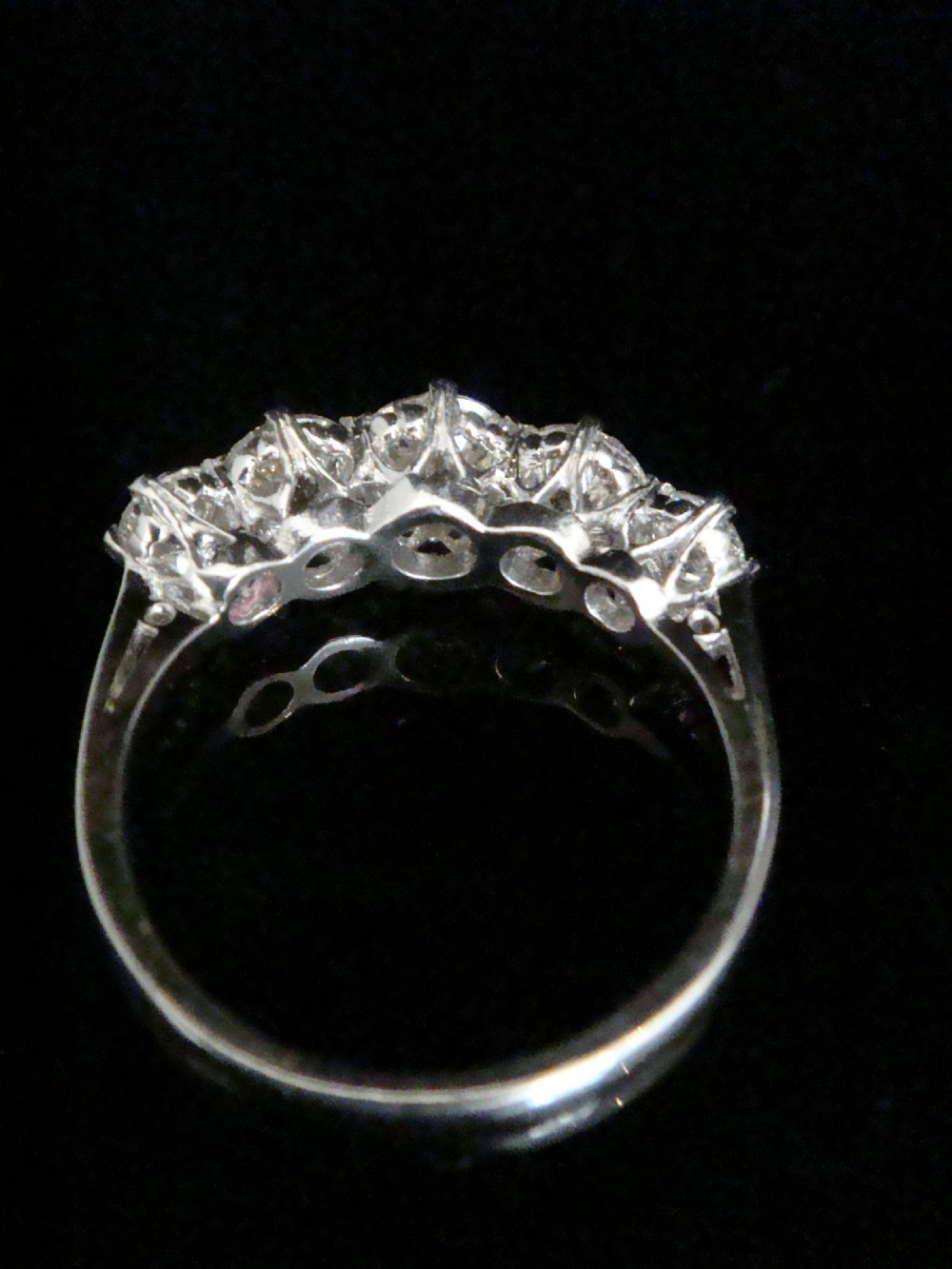 1960s PLATINUM DIAMOND 5 STONE RING 2.15CT VS1-VS2 H-I COLOUR View II
