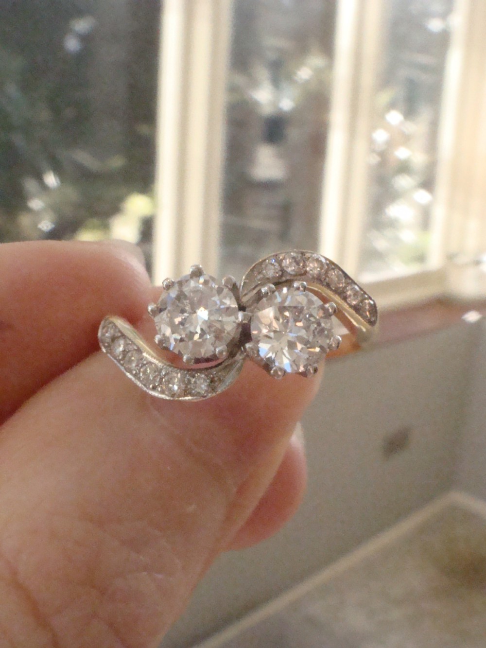 EDWARDIAN 18CT PLATINUM 1.30CT TRANSITIONAL CUT TOI ET MOI H-I COLOUR VS1-SI1 View VIII