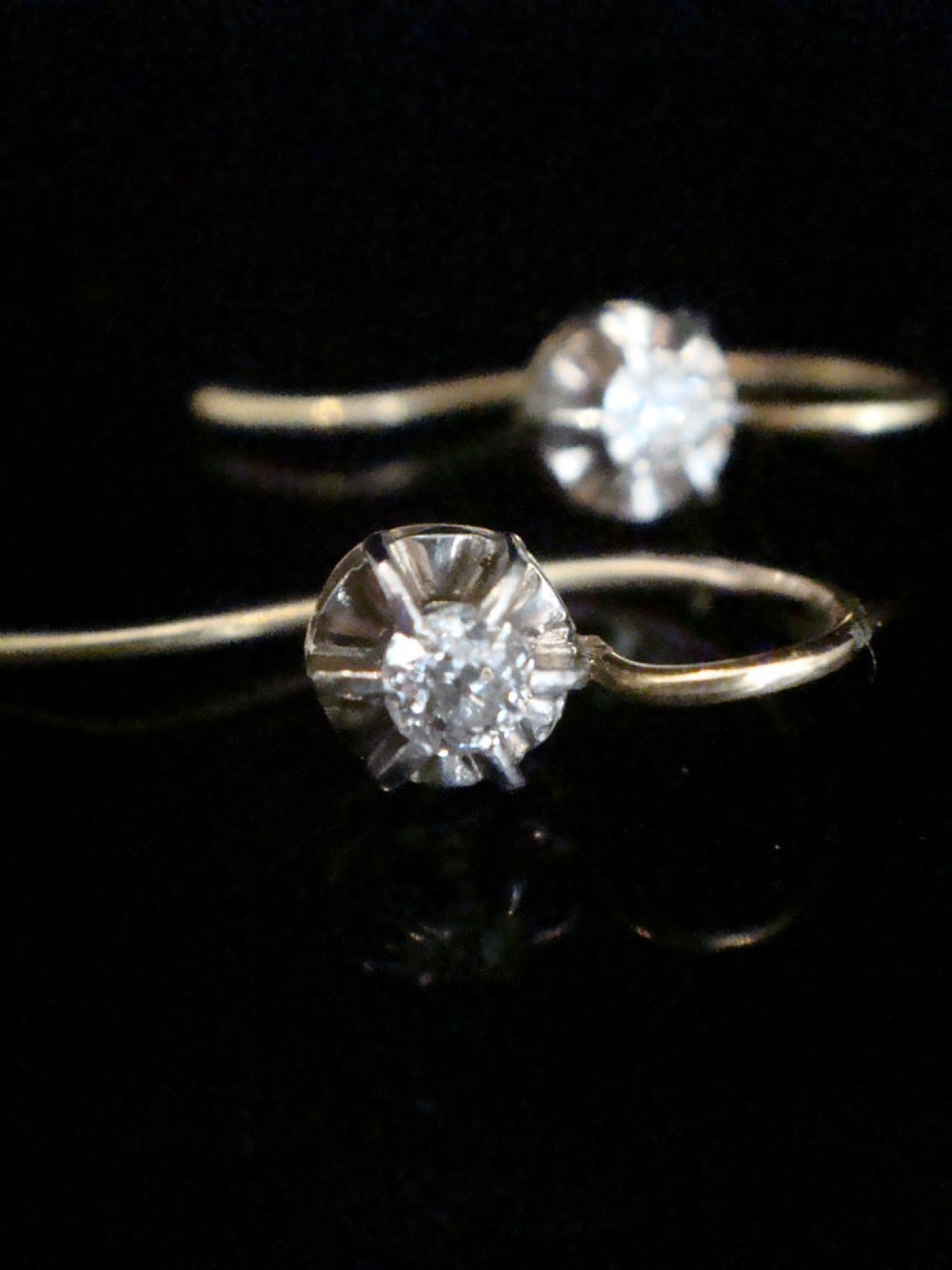 ORIGINAL EDWARDIAN 18CT OLD BRILLIANT CUT DIAMOND DROP SOLITAIRE 0.20CT EARRINGS View II