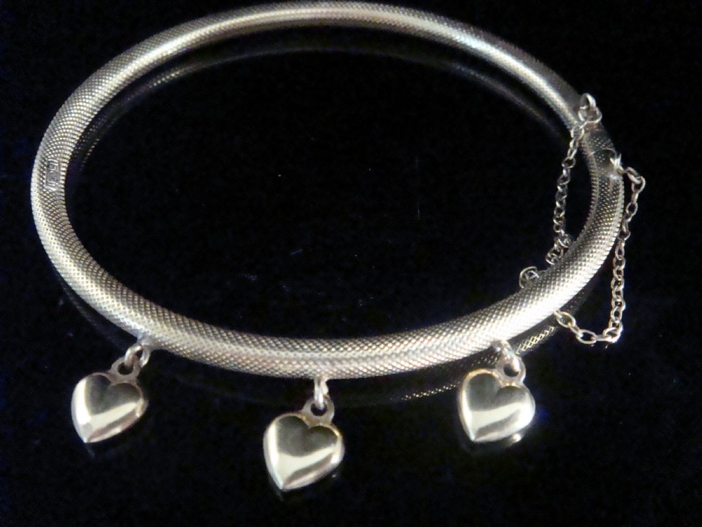 VICTORIAN 15CT 15K YELLOW GOLD PUFF HEART JINGLE BANGLE INTERNAL BELLS, PRISTINE