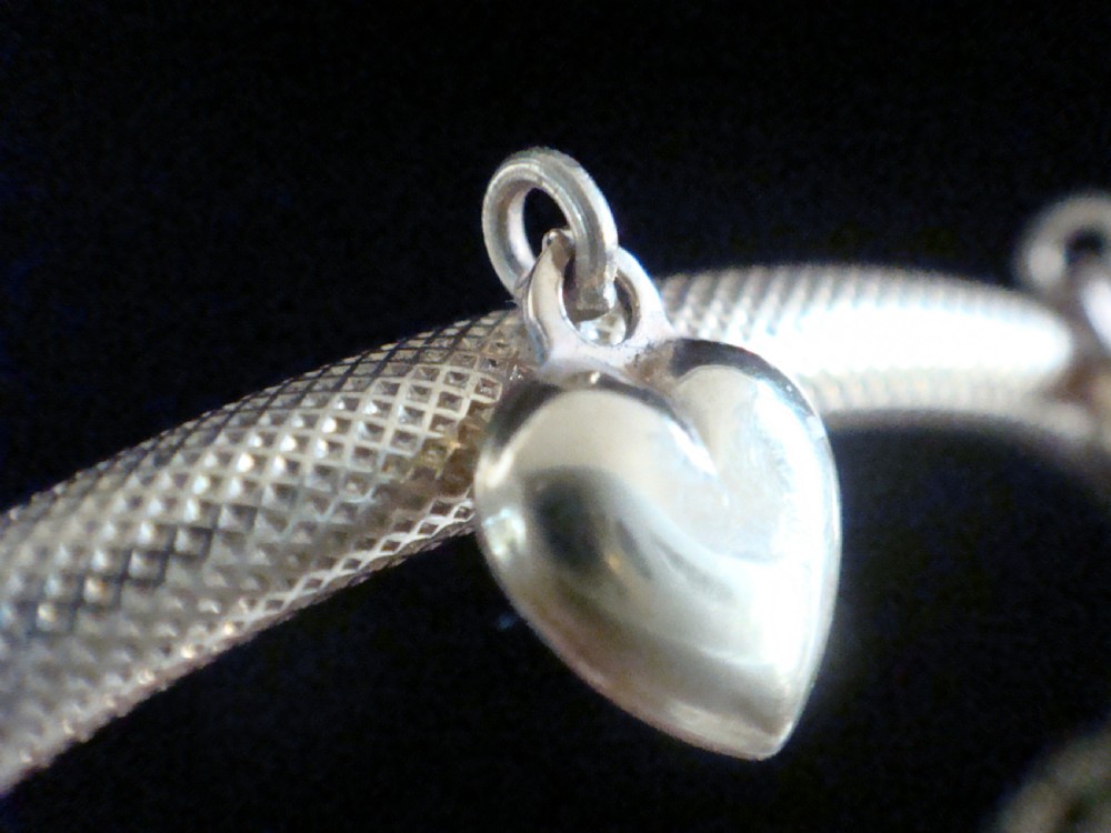 VICTORIAN 15CT 15K YELLOW GOLD PUFF HEART JINGLE BANGLE INTERNAL BELLS, PRISTINE View VII
