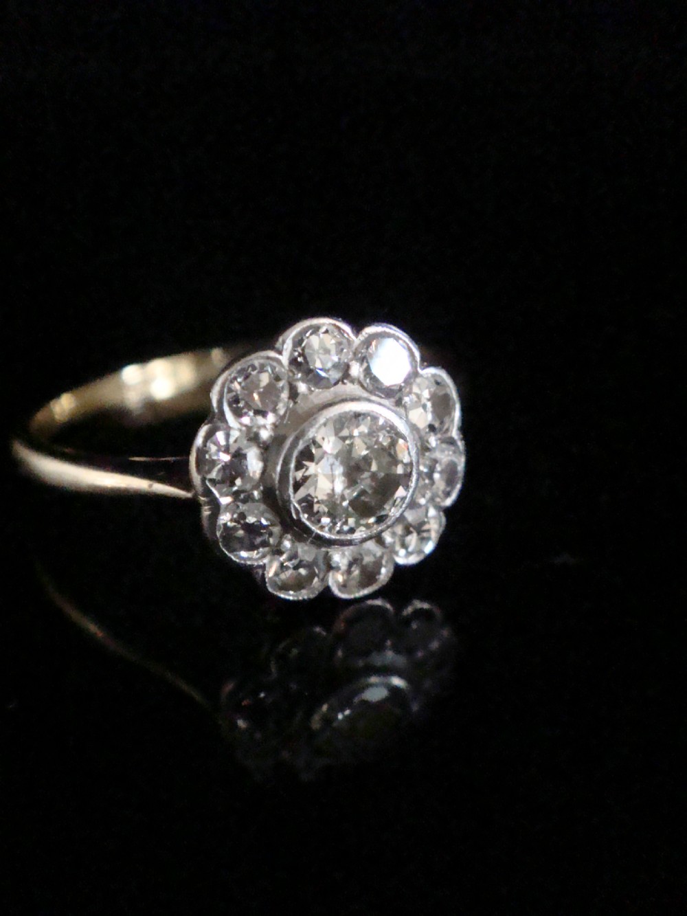 EDWARDIAN 18CT PLATINUM OLD CUT DIAMOND CLUSTER 0.70CT RING View II