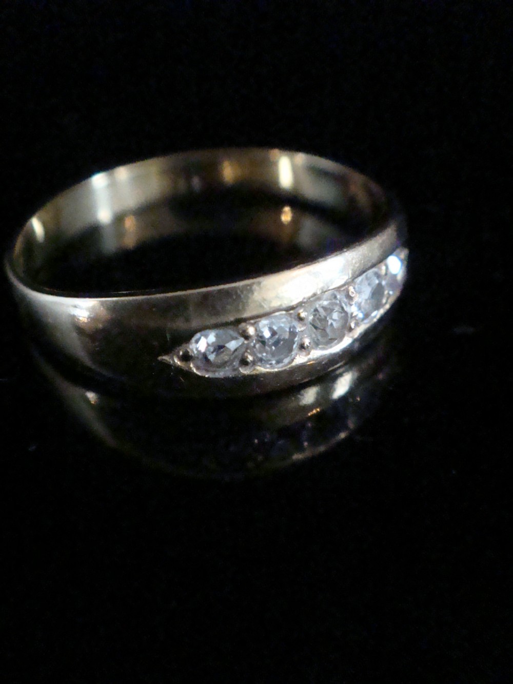 Edwardian 18ct yellow gold old cut diamond 0.30ct gypsy setting 5 stone ring View II