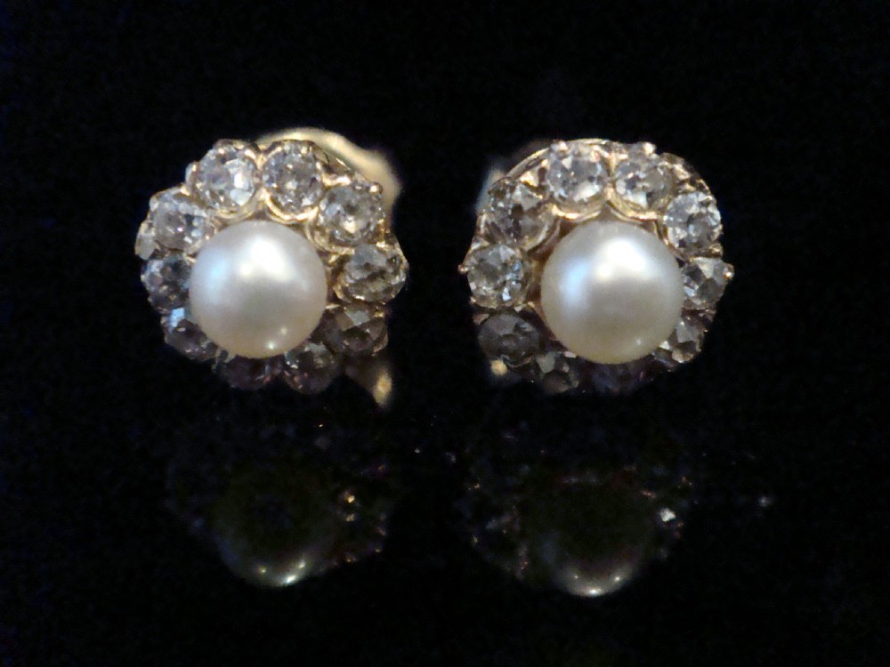 ORIGINAL EDWARDIAN 18CT YELLOW GOLD OLD CUT DIAMOND PEARL CLUSTER EARRINGS
