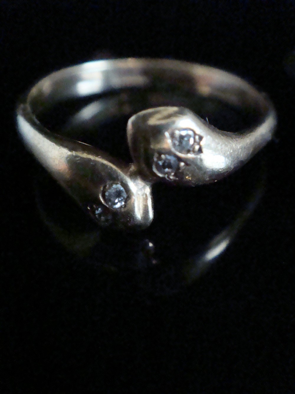 VICTORIAN 18CT OLD CUT DIAMOND  SNAKE RING 2.2G RING SIZE M  View II
