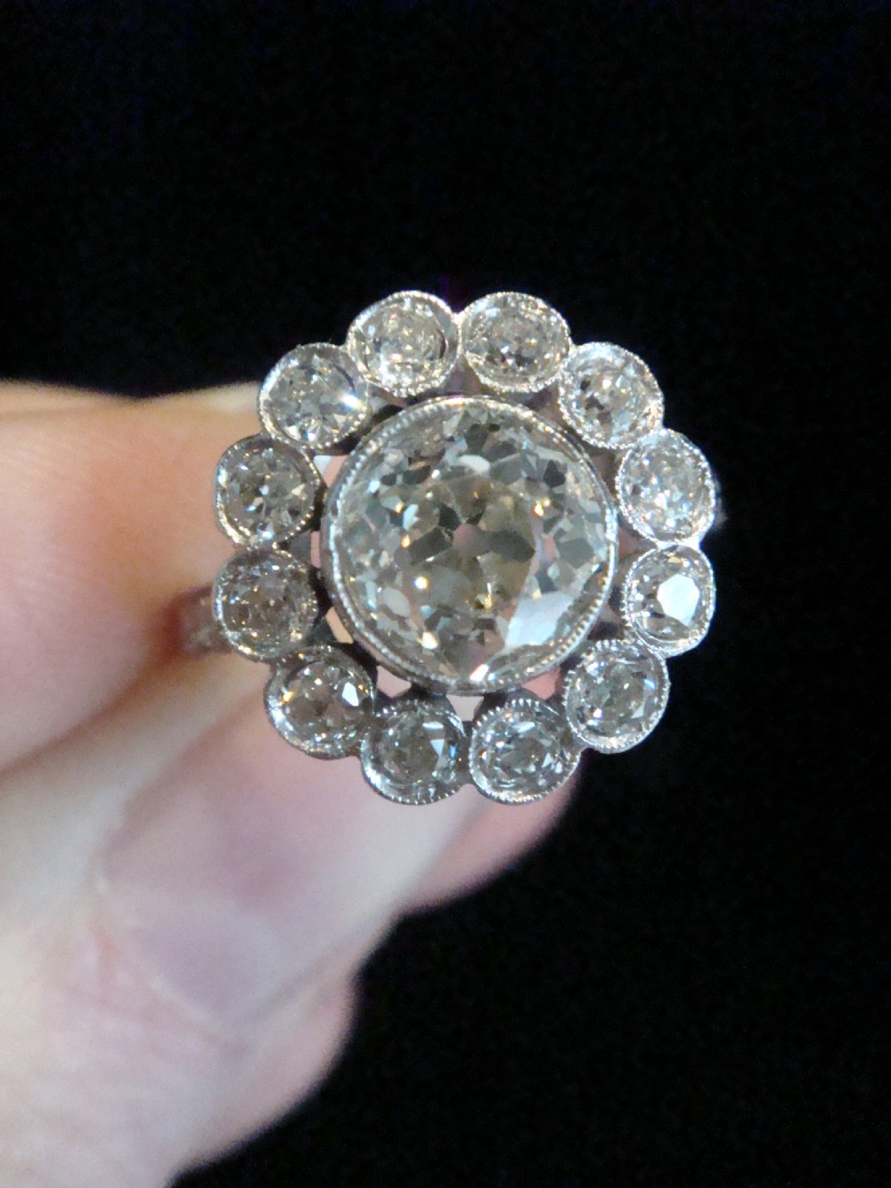EDWARDIAN PLATINUM LARGE NATURAL OLD CUT DIAMOND CLUSTER RING 2.10CT- SUPERB! View IV