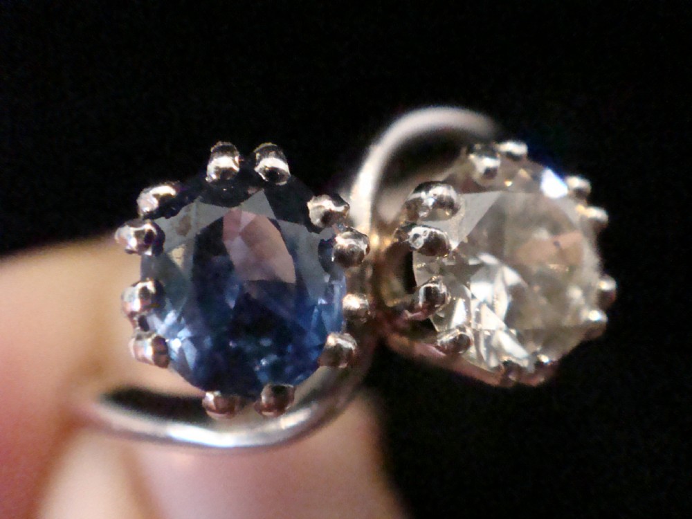 EDWARDIAN 18CT WG SAPPHIRE OLD TRANSITIONAL CUT DIAMOND 0.85CT TOI ET MOI RING View IV