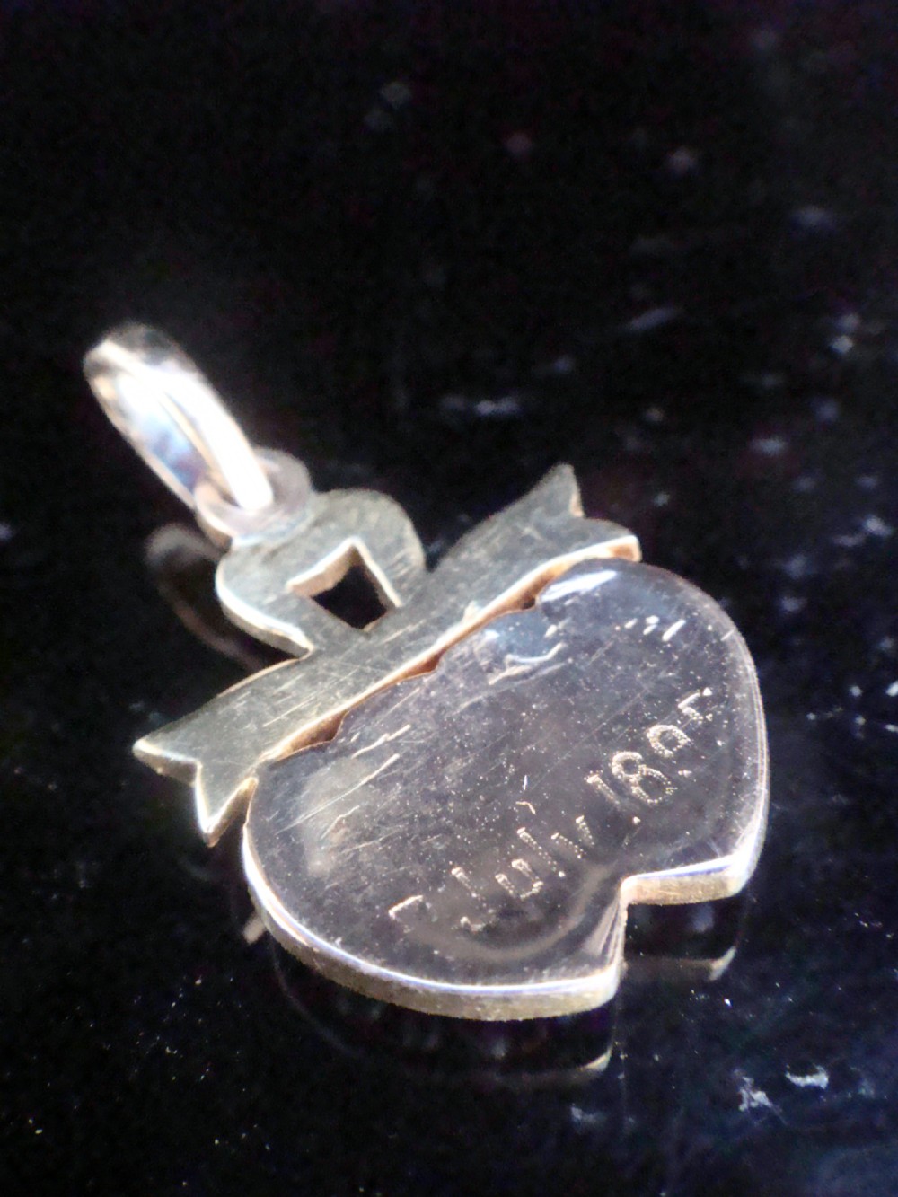 Victorian high carat 15ct yellow gold seed pearl double heart pendant View III
