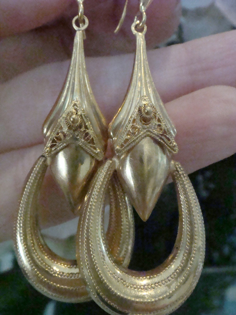 VERY LARGE VICTORIAN 9CT YELLOW GOLD EARRINGS FINE QUALITY View IV