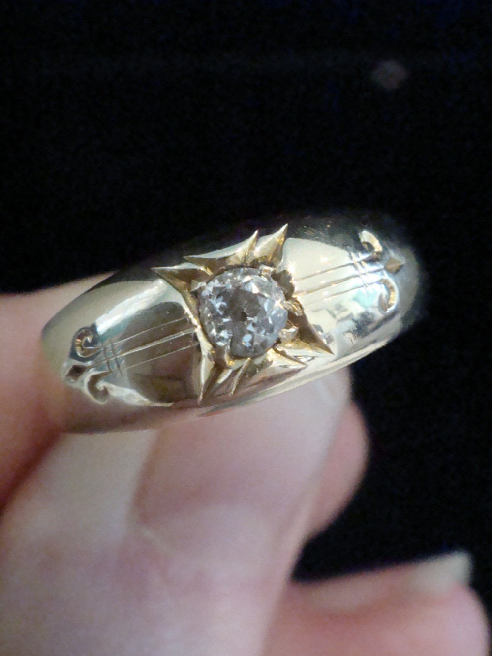 EDWARDIAN 18CT YELLOW GOLD OLD CUT DIAMOND RING 3.6G 0.20ct View IV
