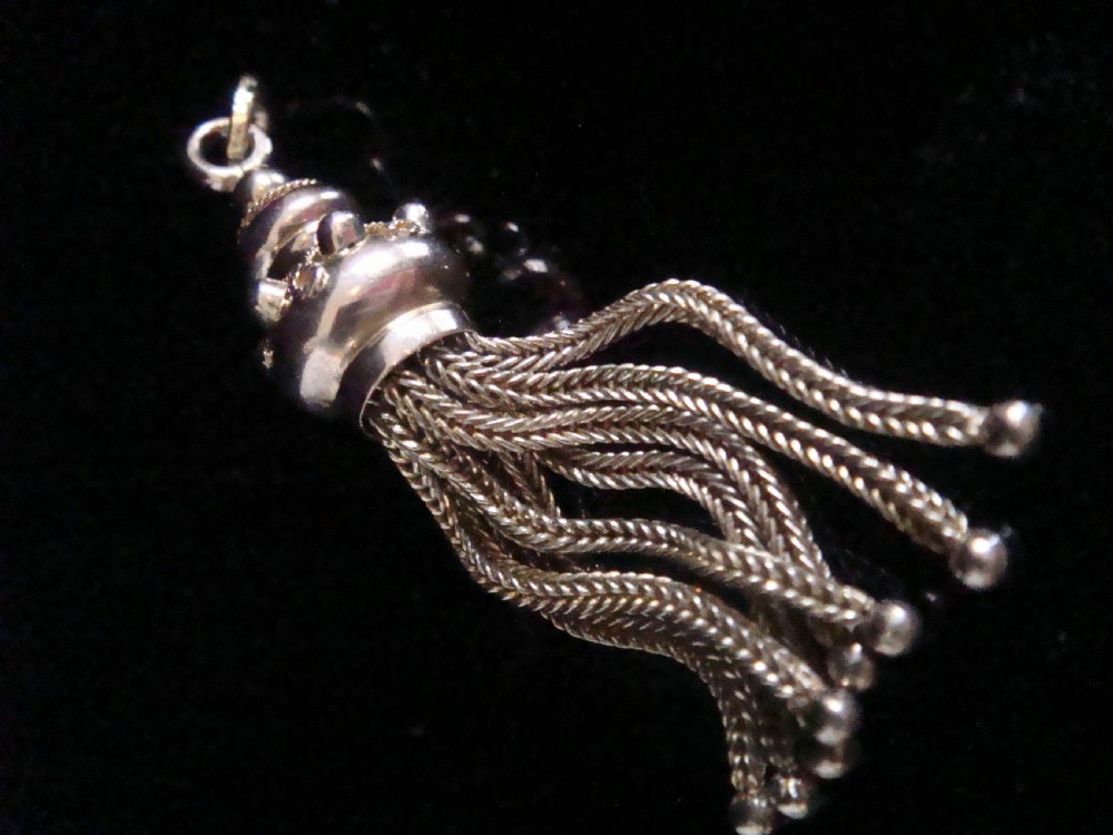 Original Victorian 9ct yellow gold tassel pendant 3.4g