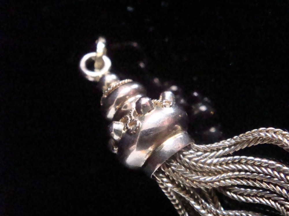 Original Victorian 9ct yellow gold tassel pendant 3.4g View II