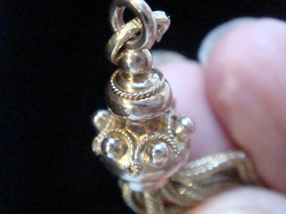 Original Victorian 9ct yellow gold tassel pendant 3.4g View III