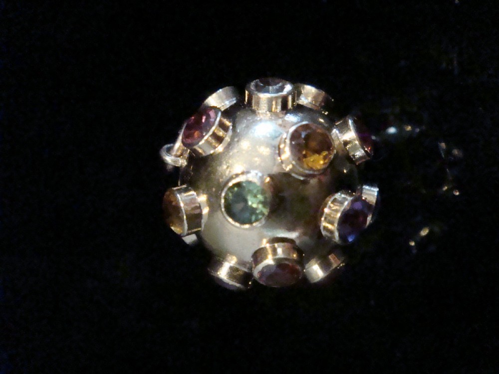 VINTAGE 18CT YELLOW GOLD GEMSET MULTI GEM SPUTNIK GLOBE PENDANT TOURMALINES View III