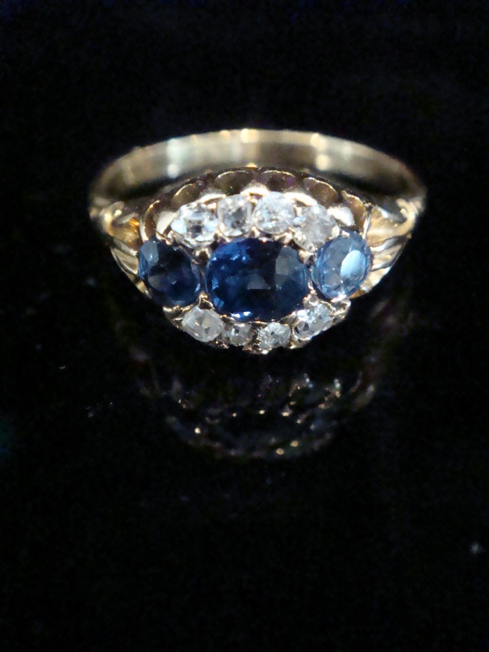 Edwardian 18ct yellow gold old cut diamond natural sapphire ring View II