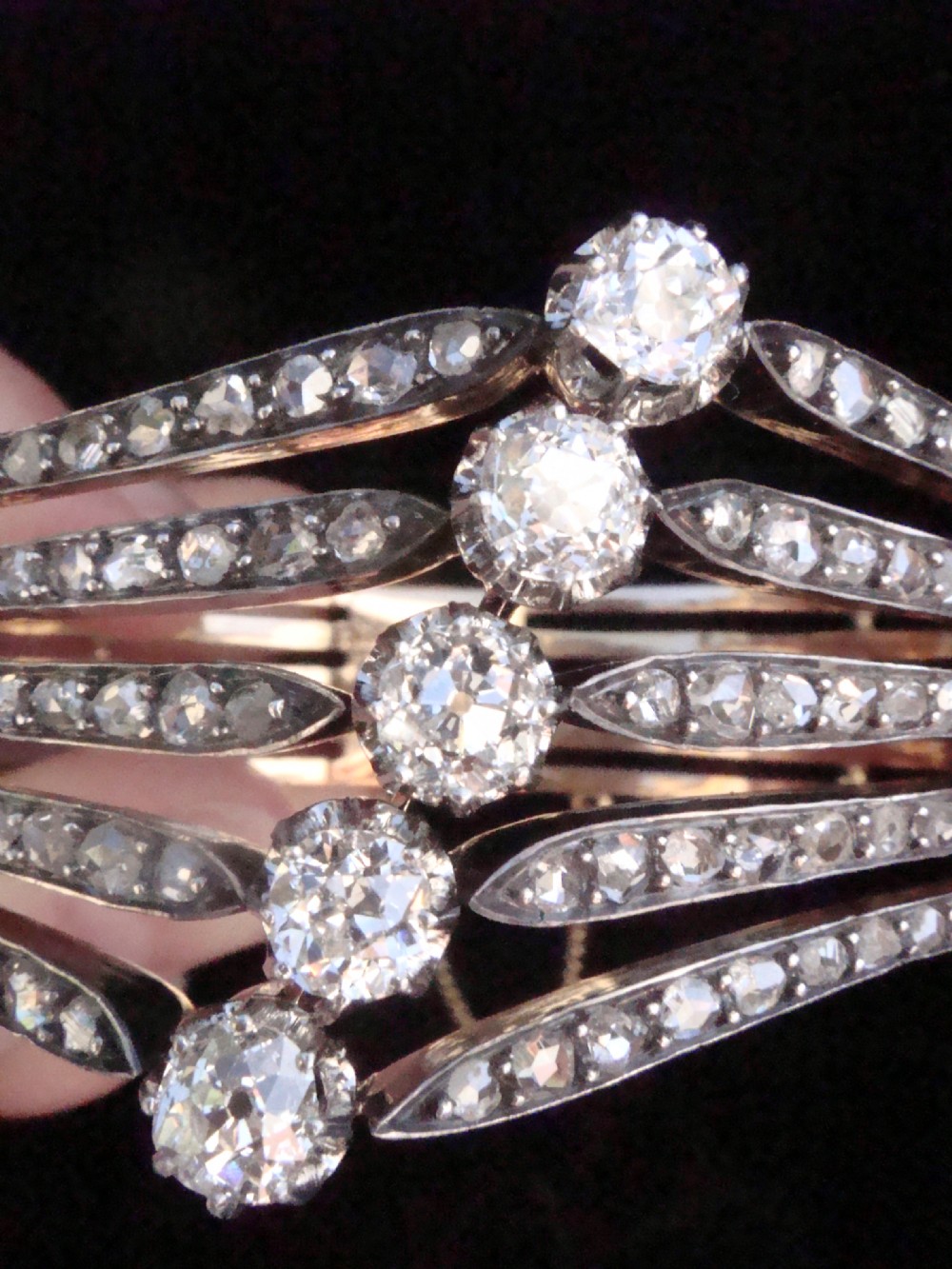 EDWARDIAN FRENCH 18CT PLATINUM TRANSITIONAL & ROSE CUT DIAMOND 5.40CT BRACELET
 View III