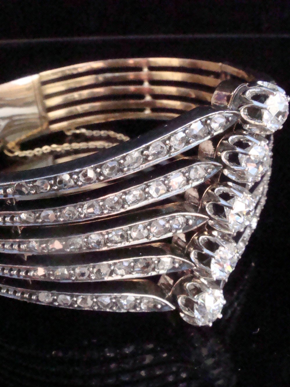 EDWARDIAN FRENCH 18CT PLATINUM TRANSITIONAL & ROSE CUT DIAMOND 5.40CT BRACELET
 View V