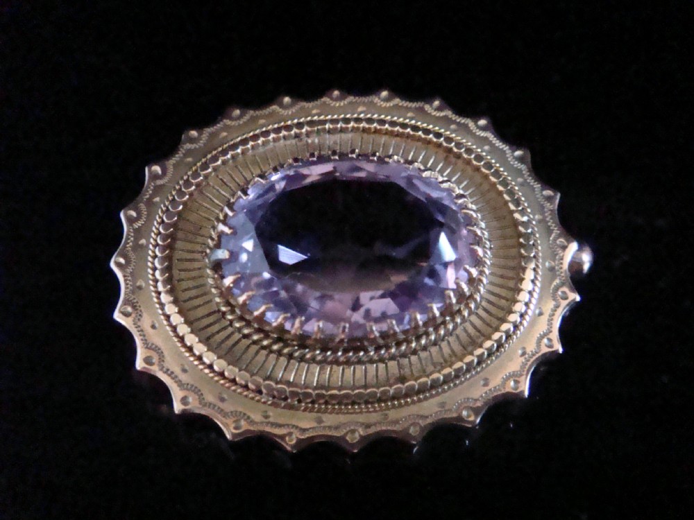 EDWARDIAN 9CT YELLOW GOLD AMETHYST BROOCH 5G