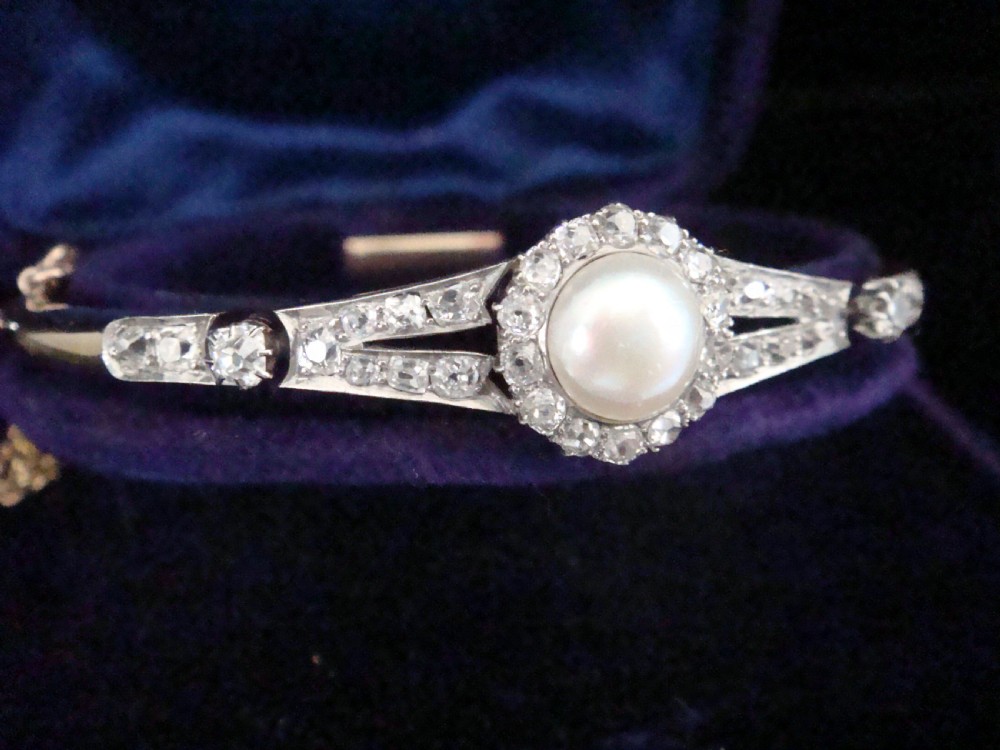 EDWARDIAN 18CT PLATINUM NATURAL SALTWATER PEARL AND DIAMOND BANGLE BRACELET View V