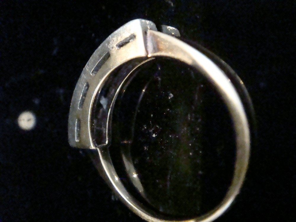 Art deco 18ct platinum diamond 5 stone ring View IV