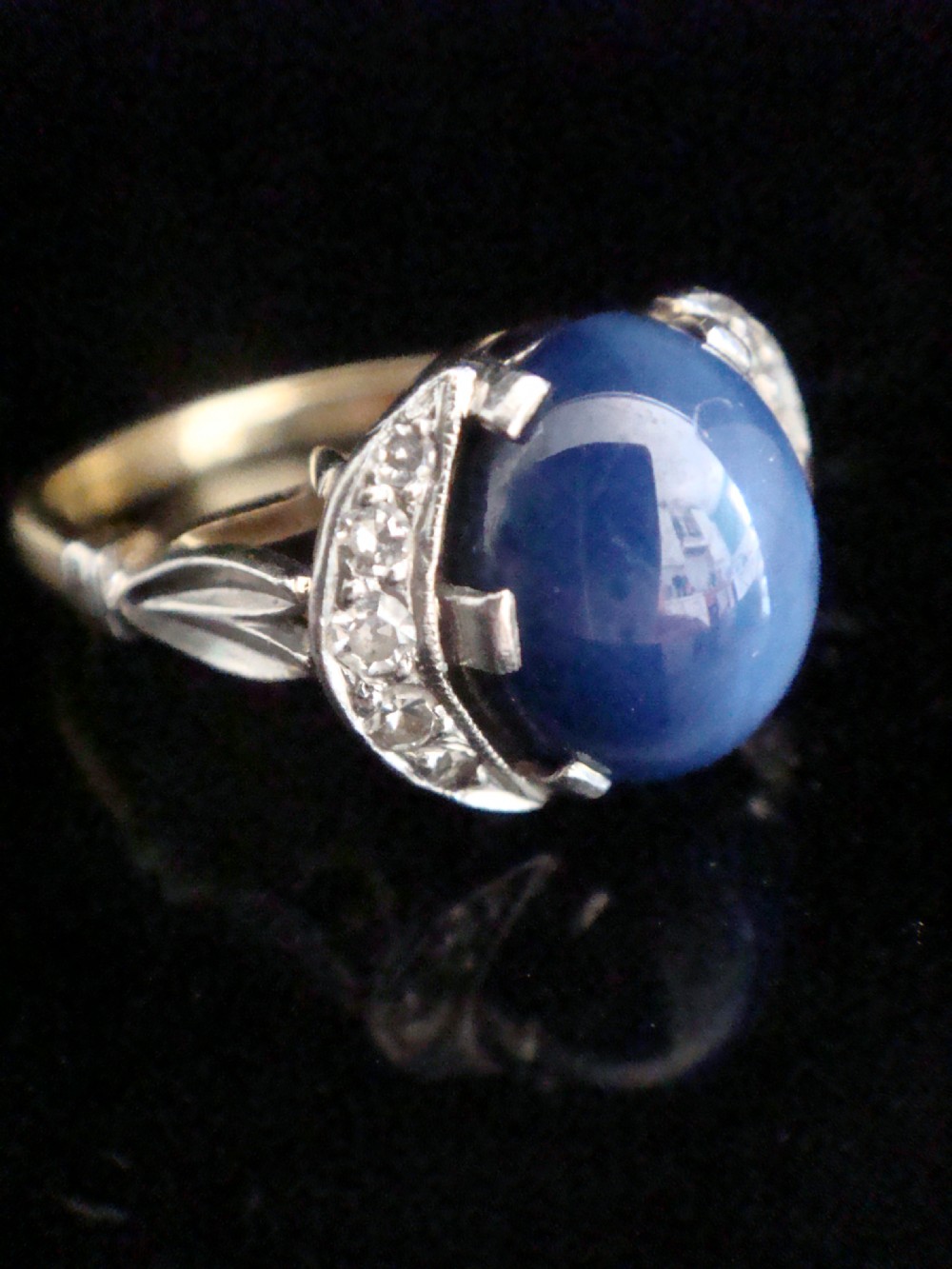 EDWARDIAN 18CT YELLOW GOLD PLATINUM STAR SAPPHIRE OLD CUT DIAMOND RING