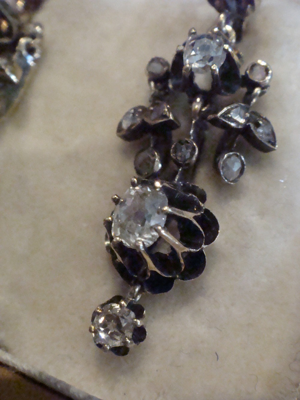 VICTORIAN EDWARDIAN 15CT YELLOW GOLD OLD ROSE CUT DIAMOND DROP 1.20CT EARRINGS View VII