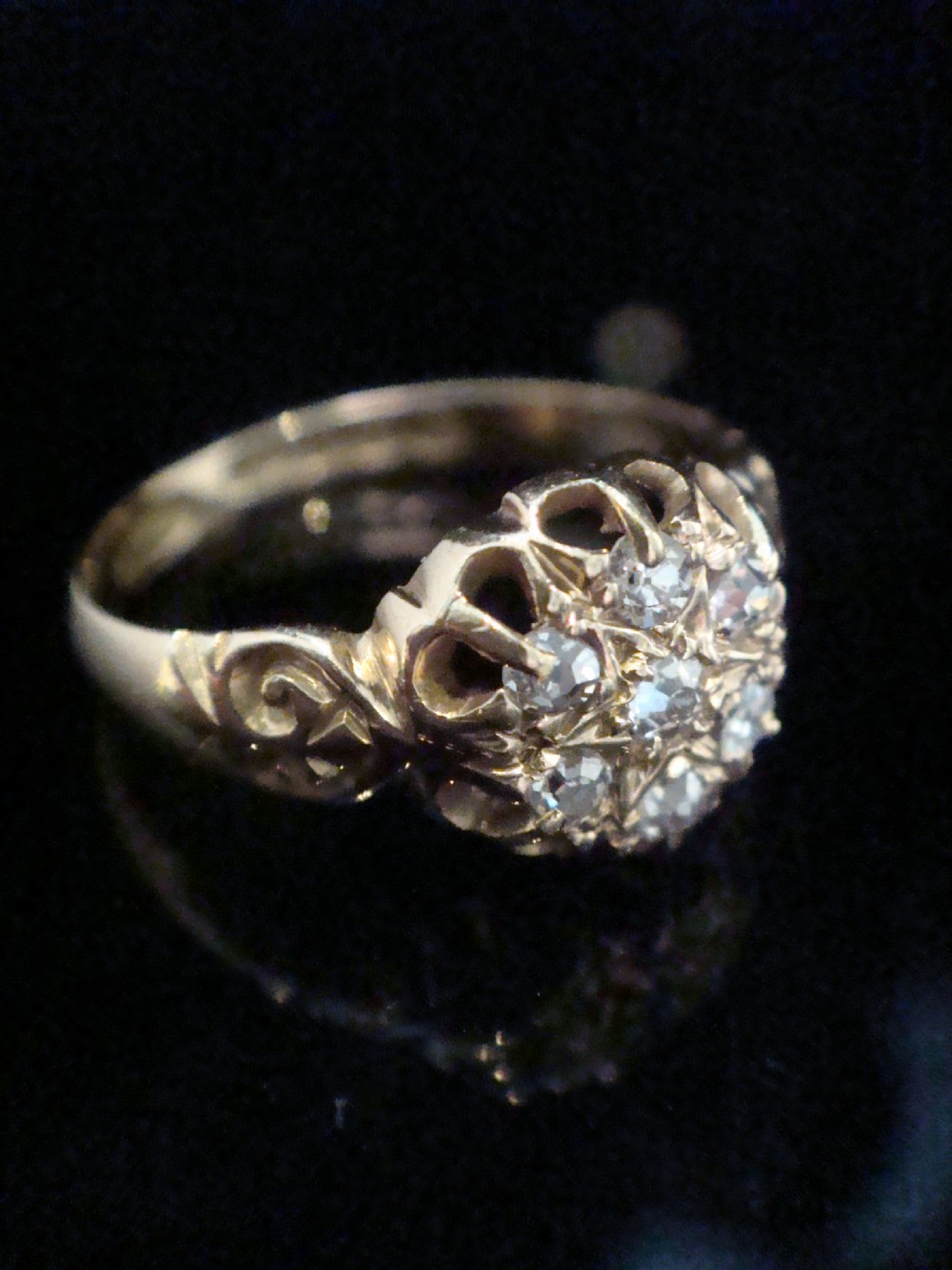 Victorian 18ct yellow gold old cut diamond celestial cluster ring View IV