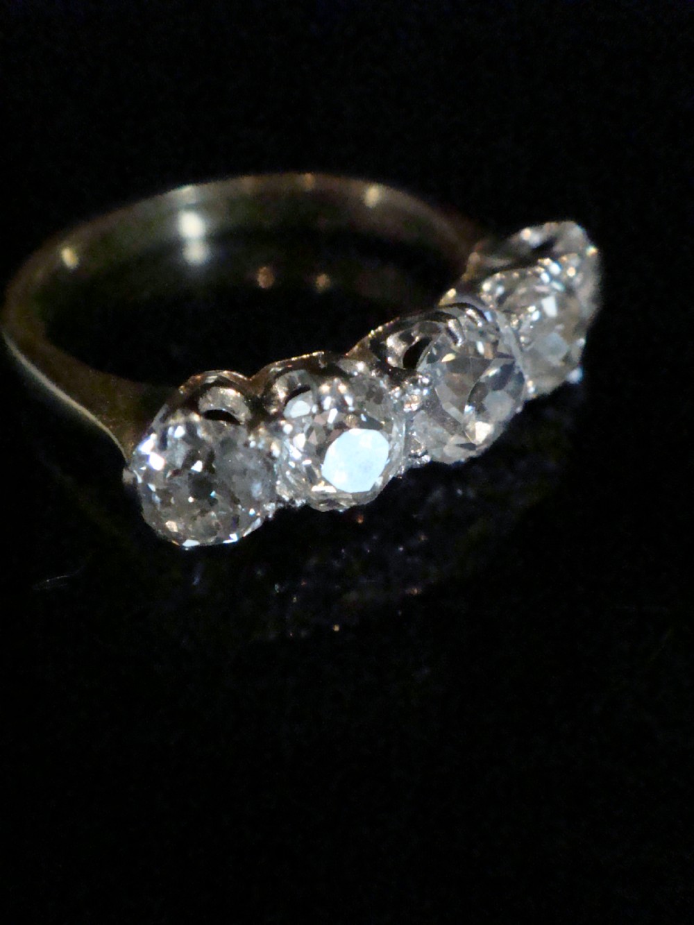 EDWARDIAN 18CT OLD CUT 5 STONE DIAMOND RING APPROX 1.70CT VS2 H-J COLOUR View III