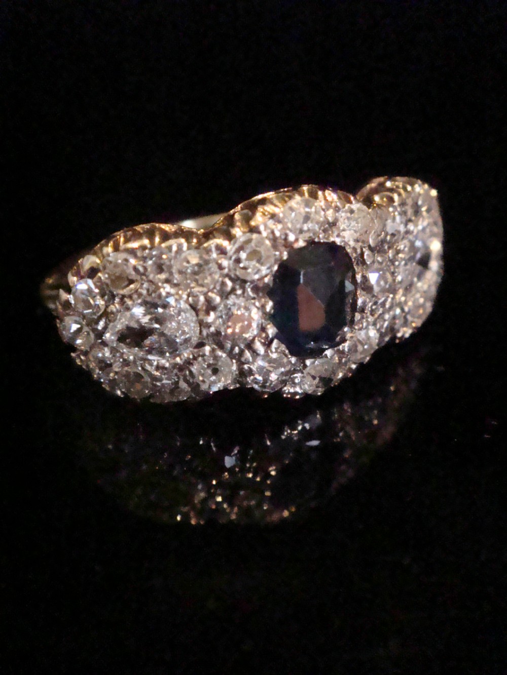 EDWARDIAN 18CT OLD CUT SAPPHIRE 0.50CT DIAMOND 1.10CT TRIPLE CLUSTER RING View II