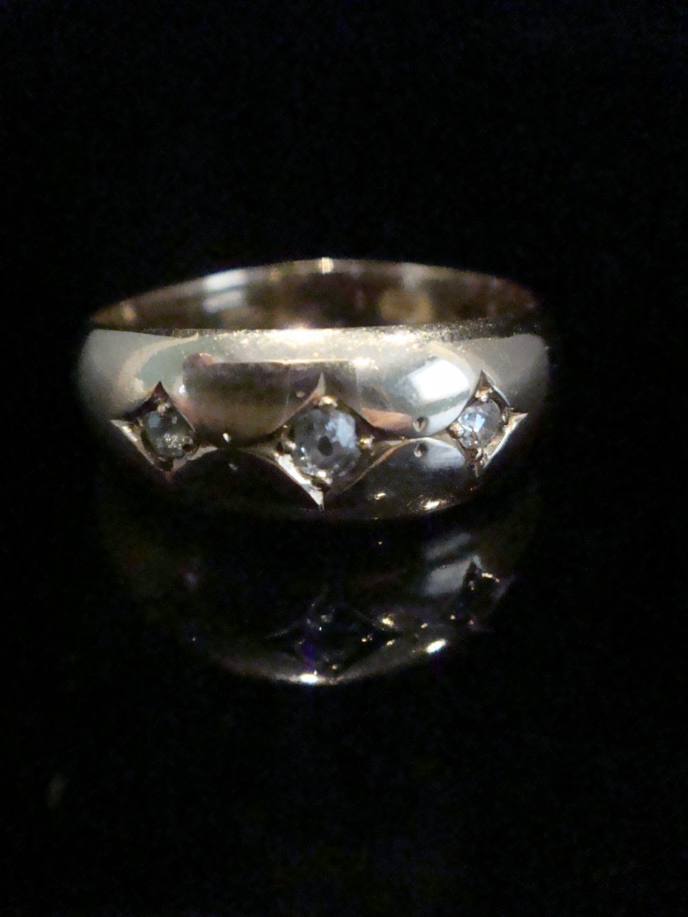 EDWARDIAN 18CT ORNATE YELLOW GOLD BAND OLD CUT DIAMOND STAR GYPSY BAND SIZE Q