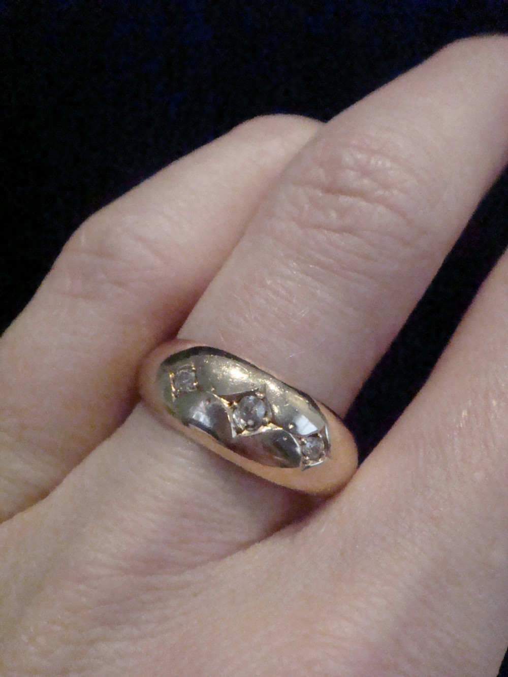 EDWARDIAN 18CT ORNATE YELLOW GOLD BAND OLD CUT DIAMOND STAR GYPSY BAND SIZE Q View IV